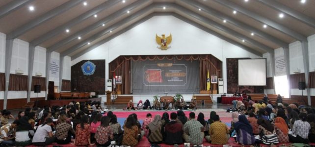 Prodi Pendidikan Bahasa dan Sastra Indonesia Dewasakan Karakter Mahasiswa Melalui Bahasa